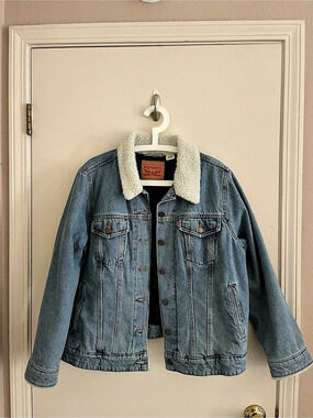 Levi's Original Sherpa Trucker Jacket Plus Size Blue & White 1X